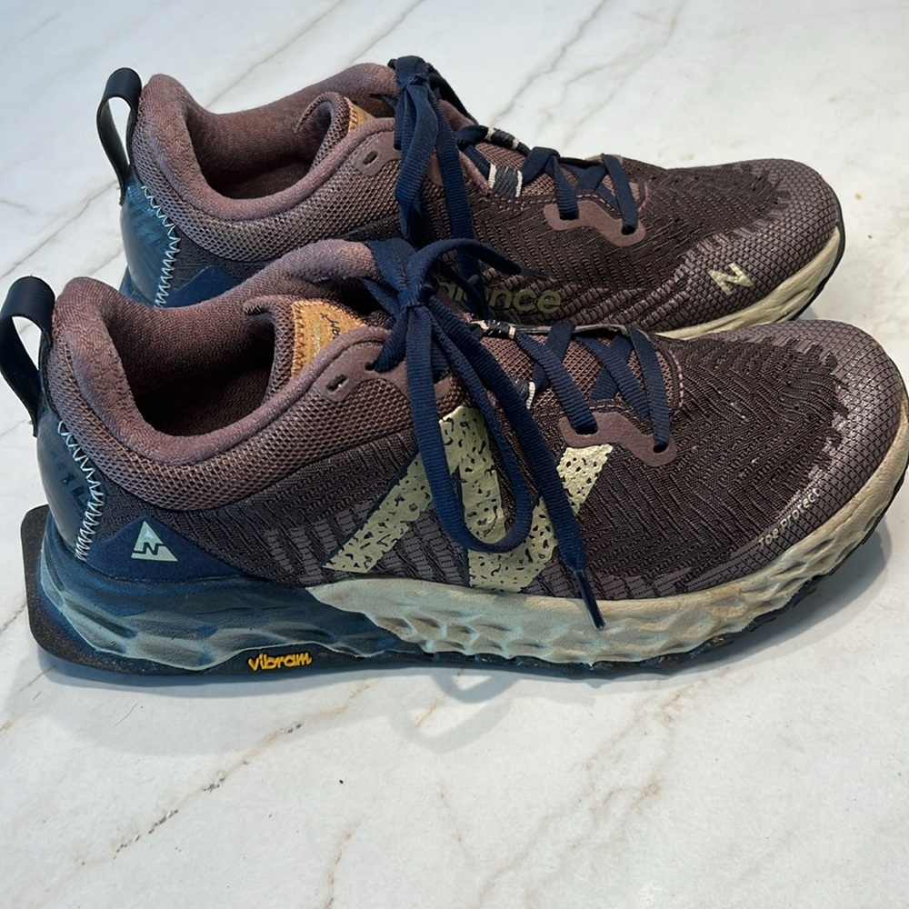 New Balance Vibram Trail Running Shoes (Size 7.5) - Picture 7 of 11